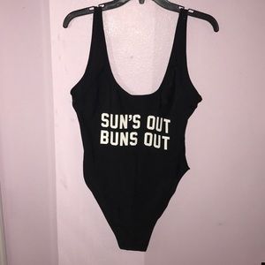 NWT! Suns Out Buns Out DixPerfect